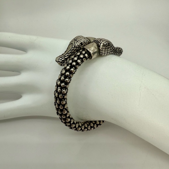 Vintage Silver-Tone Double Alligator Head Bracelet Bead Coil w Rhinestone Eyes - Picture 5 of 17